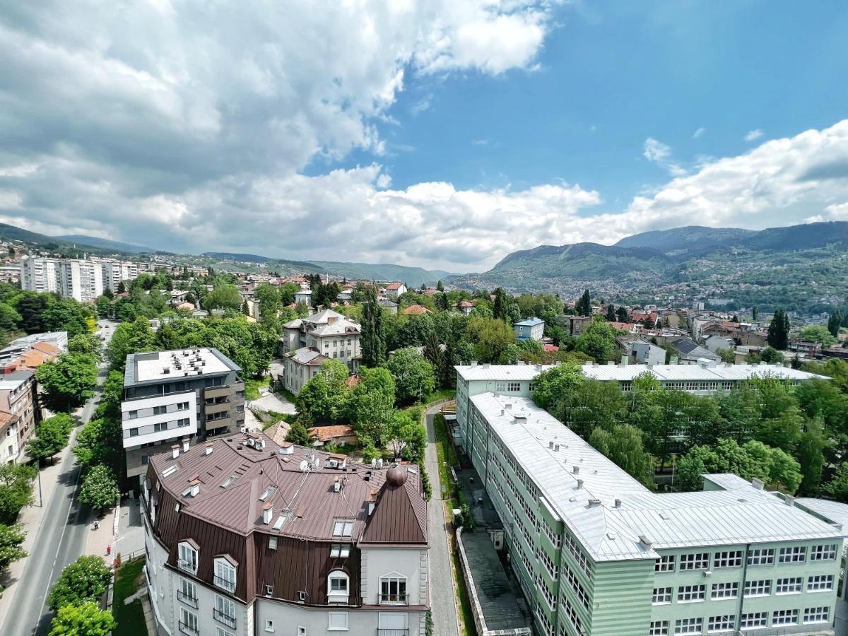 2 Bedroom Penthouse In City Center, Free Parking Sarajevo Exterior photo